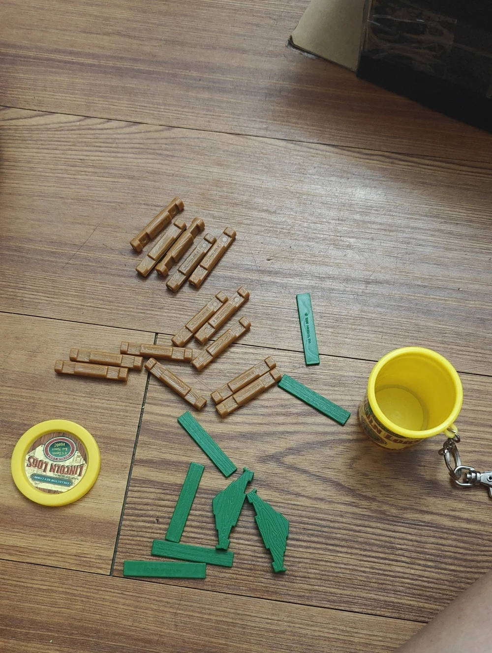 Collector keychain Lincoln Logs the original